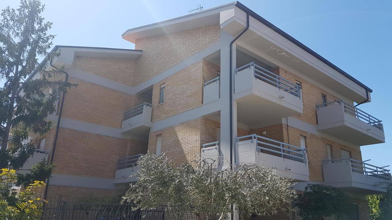 לינה וארוחת בוקר Tortoreto A Casa Di Nelly מראה חיצוני תמונה