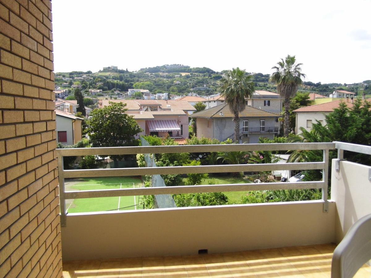 לינה וארוחת בוקר Tortoreto A Casa Di Nelly מראה חיצוני תמונה