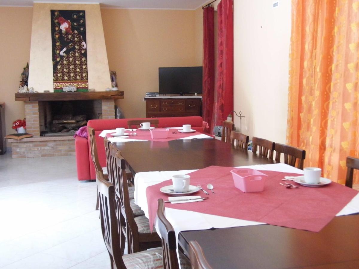 לינה וארוחת בוקר Tortoreto A Casa Di Nelly מראה חיצוני תמונה